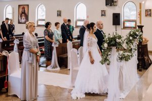 reportaz-slubny-Hotel-Autos-slub-parafia-Nawrocenia-sw-Pawla-Solec-Kujawski-Swietliste-Daniela-Maciej-069