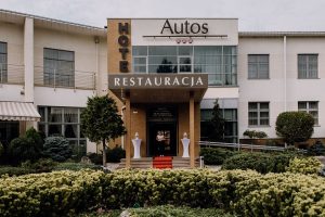 reportaz-slubny-Hotel-Autos-slub-parafia-Nawrocenia-sw-Pawla-Solec-Kujawski-Swietliste-Daniela-Maciej-097