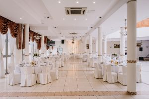 reportaz-slubny-Hotel-Autos-slub-parafia-Nawrocenia-sw-Pawla-Solec-Kujawski-Swietliste-Daniela-Maciej-098
